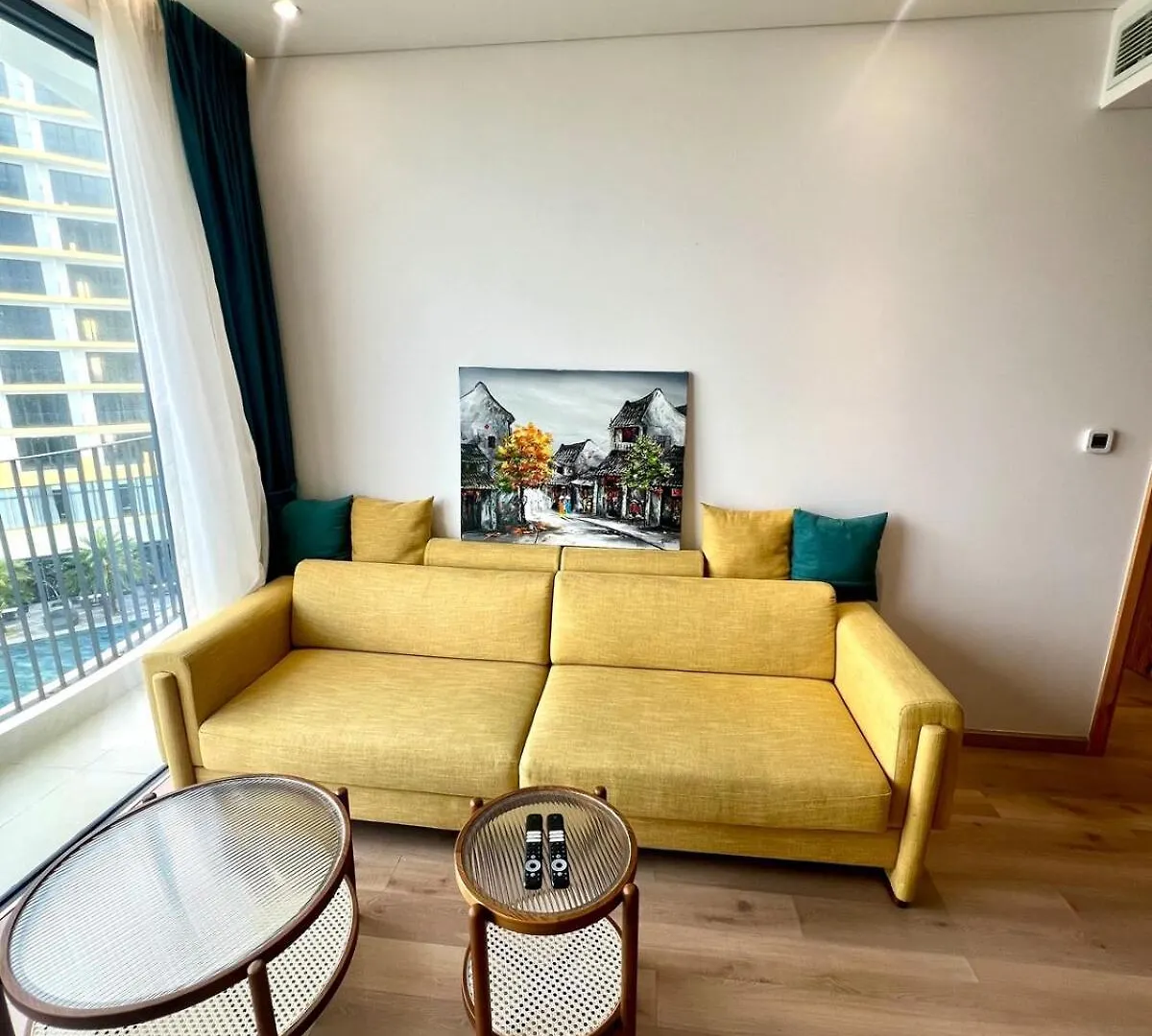 Aqua Blue Ocean View Condo - Free Swimming Pool ホイアン アパート